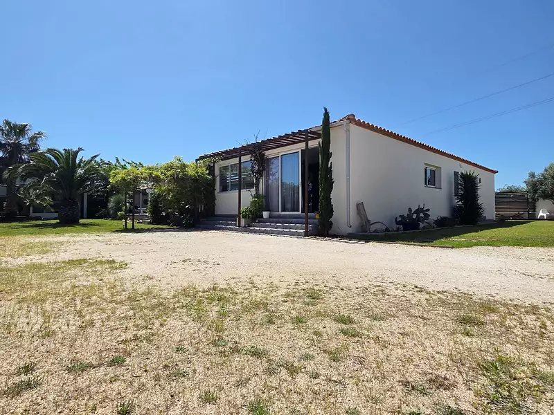 Maison, 240 m²