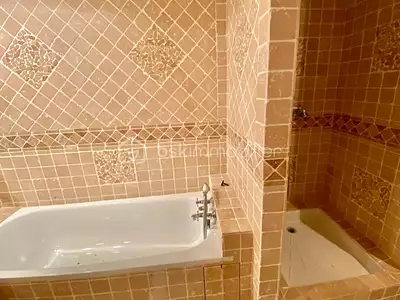 Maison, 285 m²