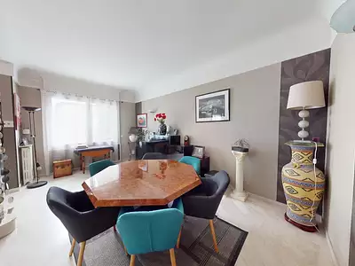Maison, 210 m²