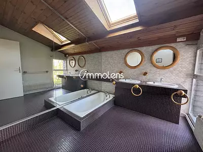 Maison, 270 m²