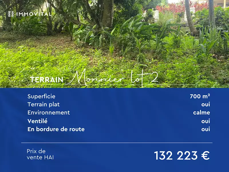 Terrain, 700 m²