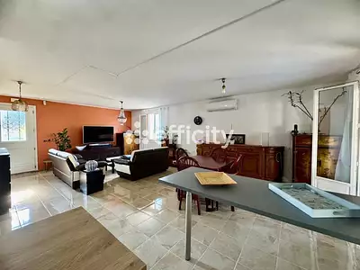Maison, 98 m²
