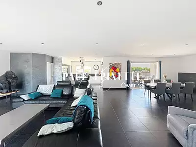 Maison, 191 m²