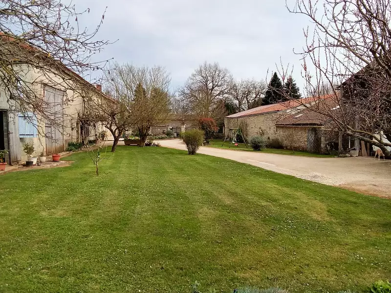 Maison, 253 m²