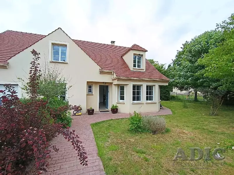 Maison, 160 m²