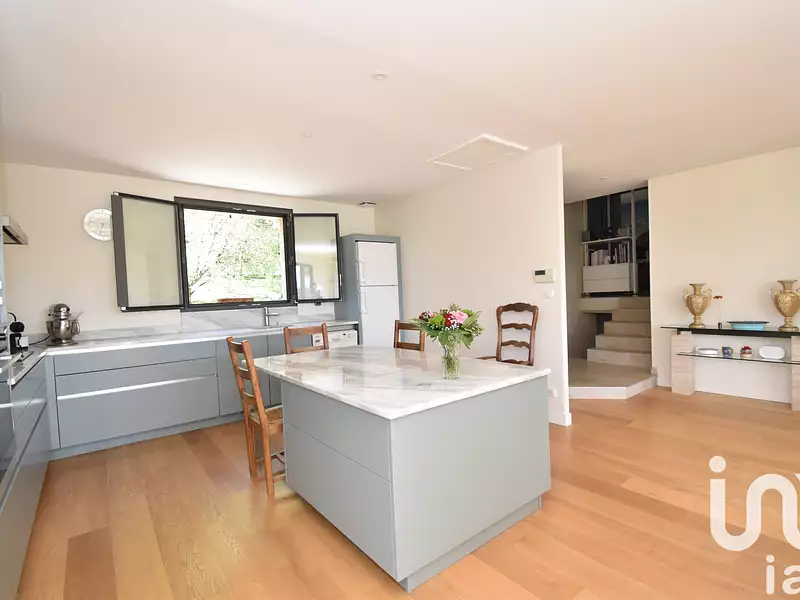 Maison, 165 m²