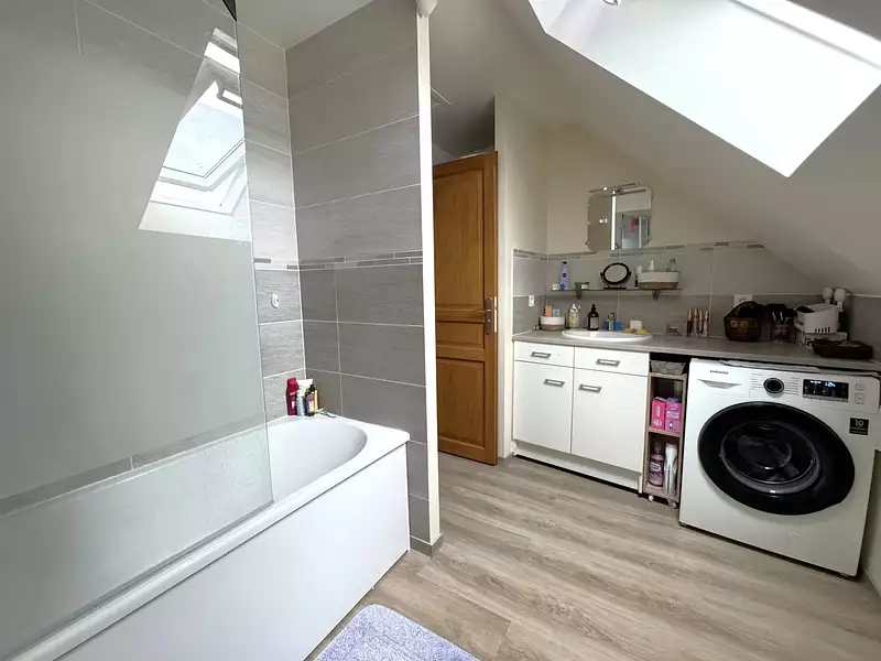 Maison, 141 m²