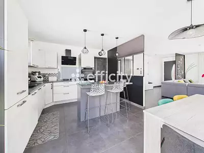 Maison, 94 m²