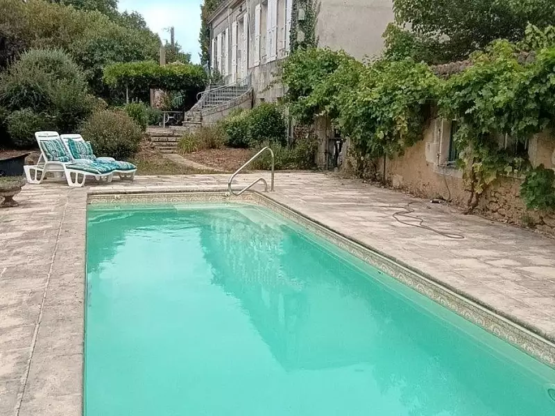 Maison, 240 m²