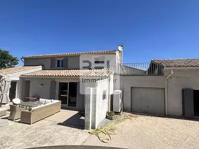 Maison, 198 m²