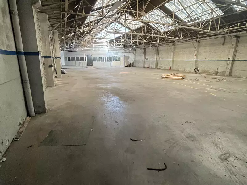 Immeuble, 1 400 m²