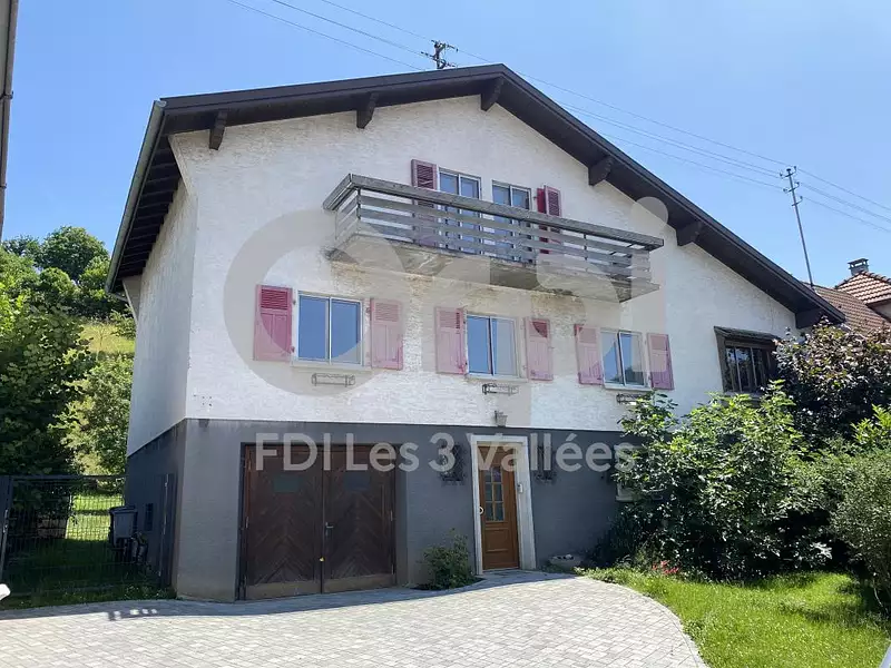 Maison, 153 m²