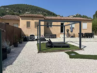 Maison, 83 m²