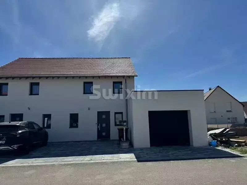 Maison, 93 m²