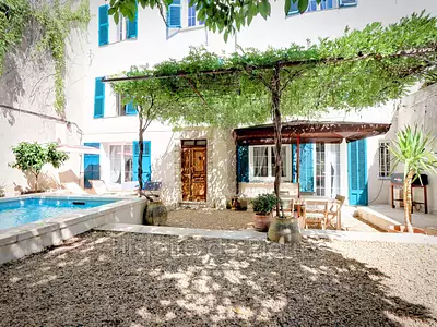 Maison, 400 m²