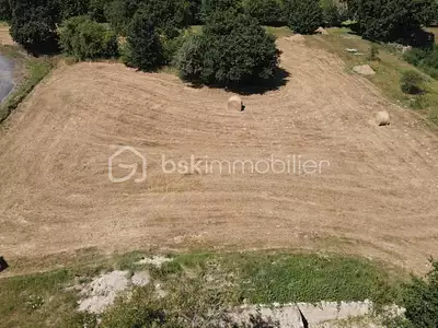 Terrain, 4 700 m²