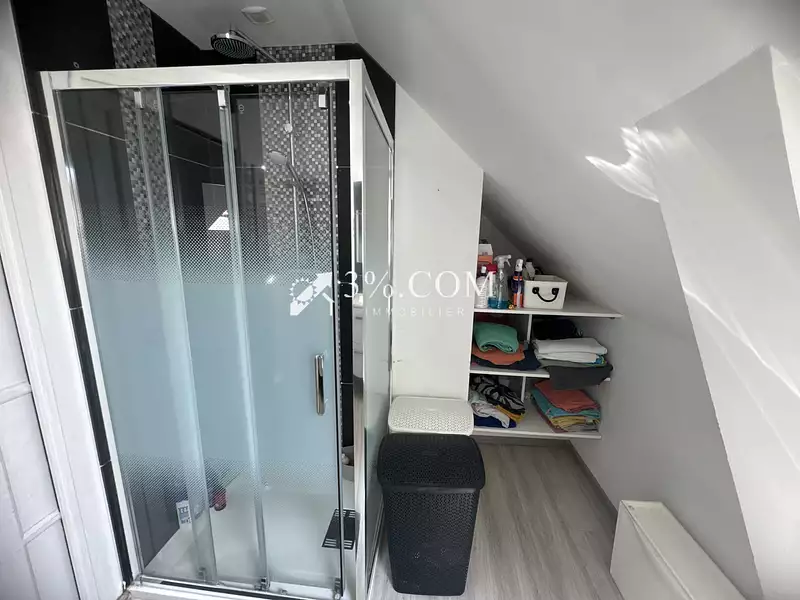 Maison, 194 m²