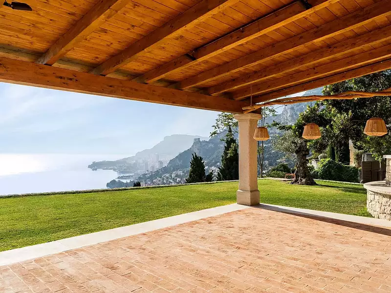 Maison, 317 m²