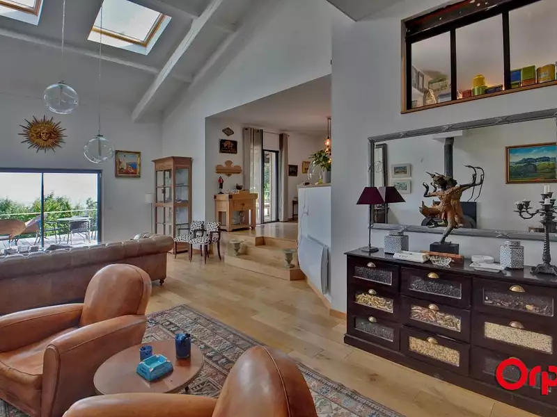 Maison, 356 m²