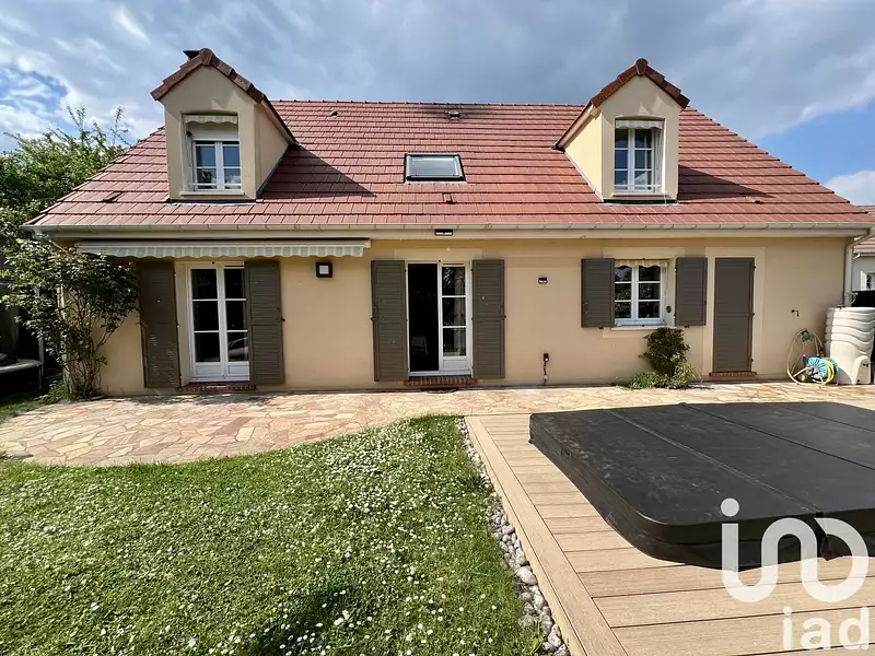 Maison, 168 m²