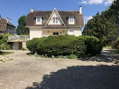 Maison, 205 m²