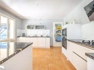 Maison, 174 m²