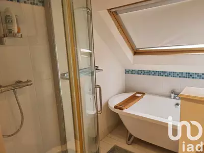 Maison, 196 m²