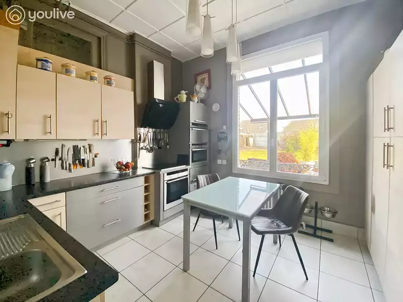 Maison, 218 m²