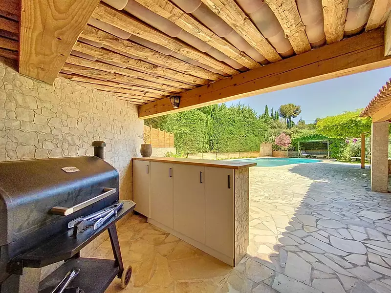 Maison, 185 m²