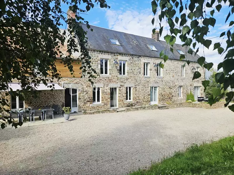Maison, 242 m²