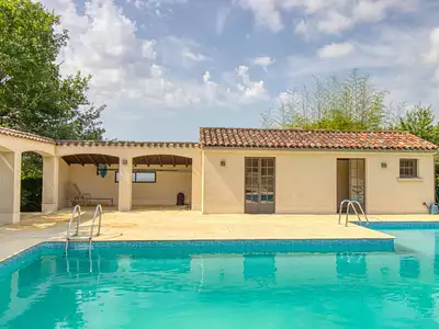 Maison, 180 m²