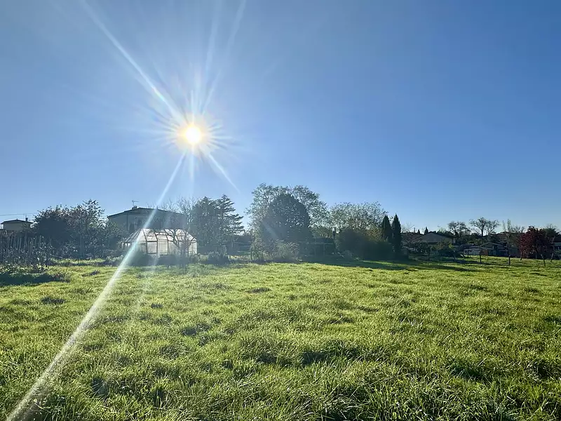 Terrain, 775 m²
