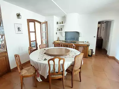 Maison, 389 m²