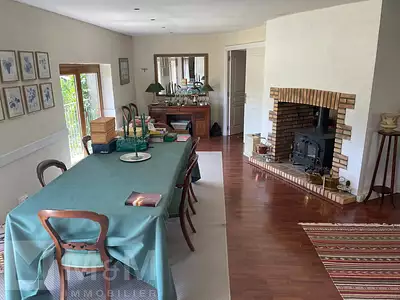 Maison, 640 m²