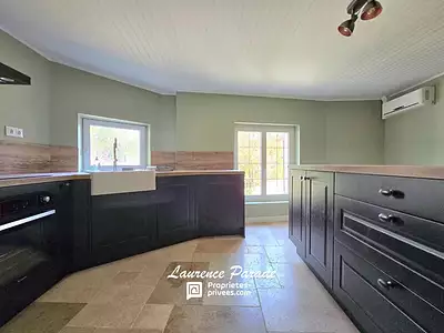 Maison, 158 m²