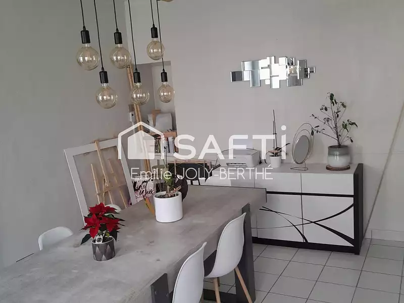 Maison, 115 m²