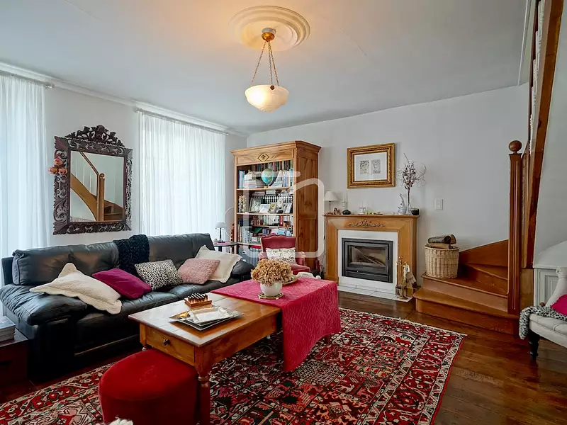 Maison, 165 m²