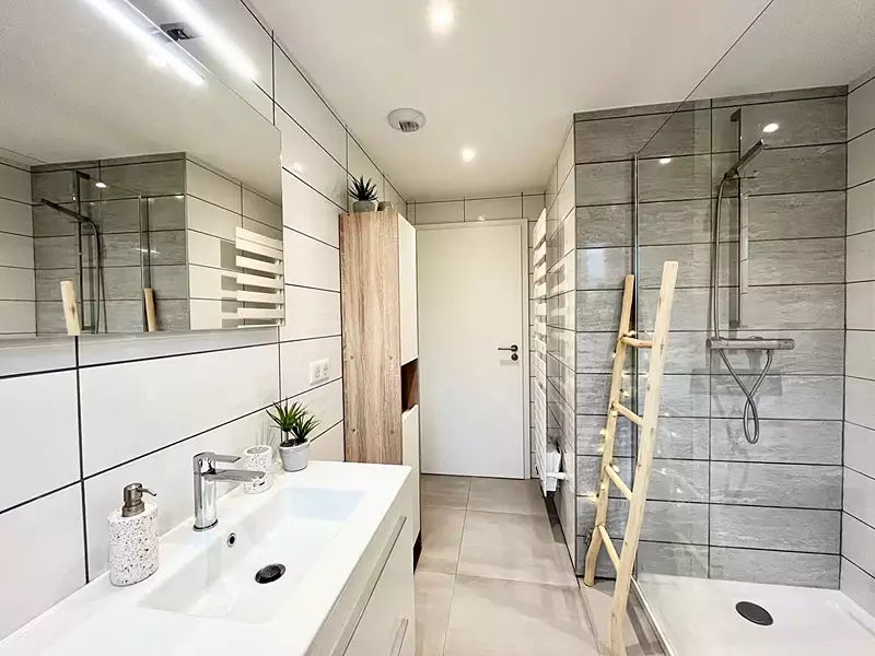 Immeuble, 408 m²