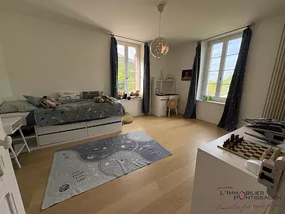 Maison, 280 m²