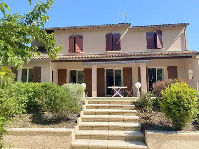 Maison, 146 m²