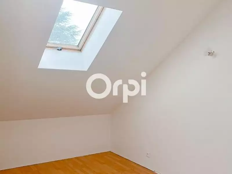 Immeuble, 282 m²