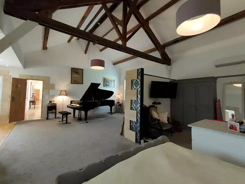 Maison, 280 m²