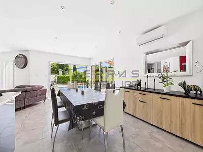 Maison, 89 m²