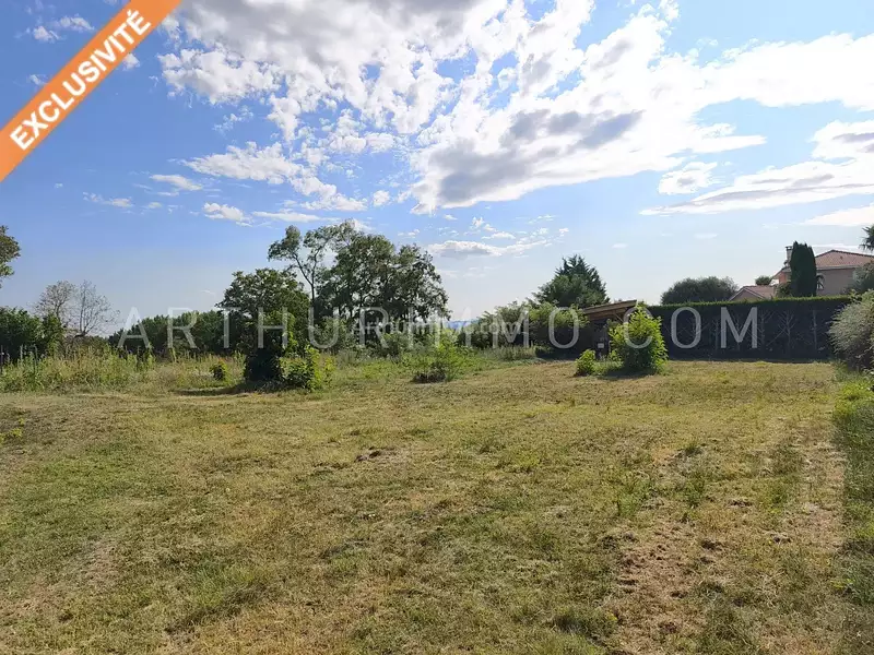 Terrain, 1 098 m²