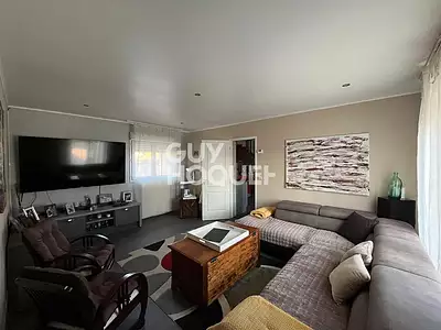 Maison, 225 m²