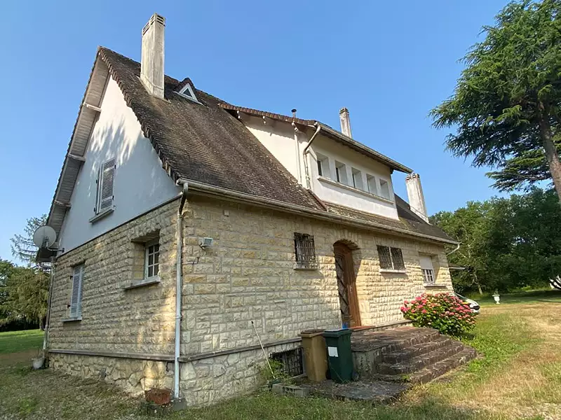 Maison, 300 m²