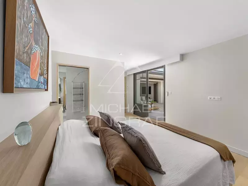 Maison, 197 m²