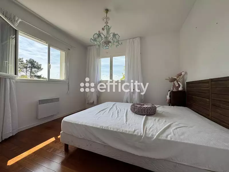 Maison, 193 m²