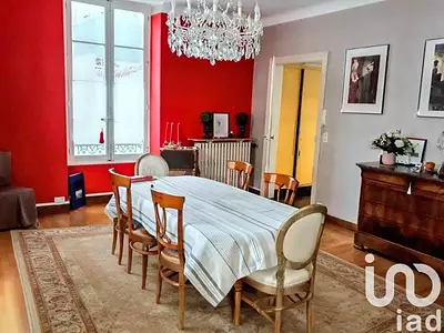 Maison, 325 m²