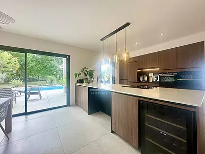 Maison, 177 m²